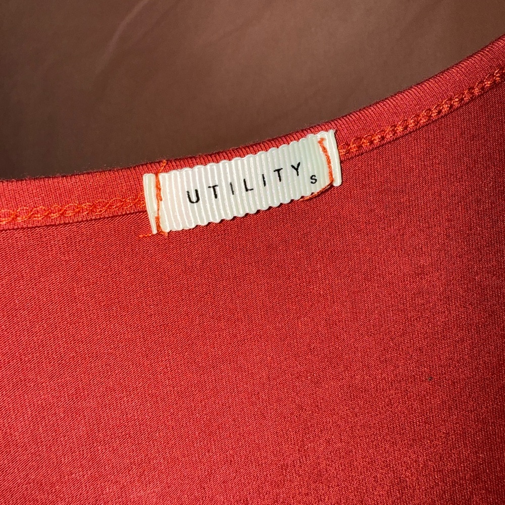 Utility size small - Picture 2 of 2